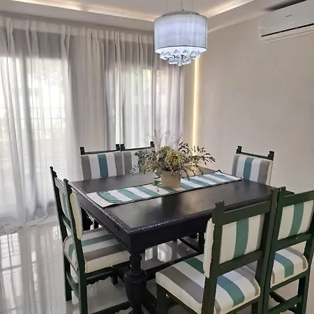 Happy Travel Renovated Duplex * Μαρμπέλλα