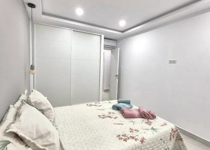 Happy Travel Renovated Duplex شقة *