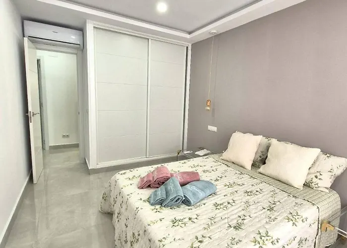 Happy Travel Renovated Duplex شقة *