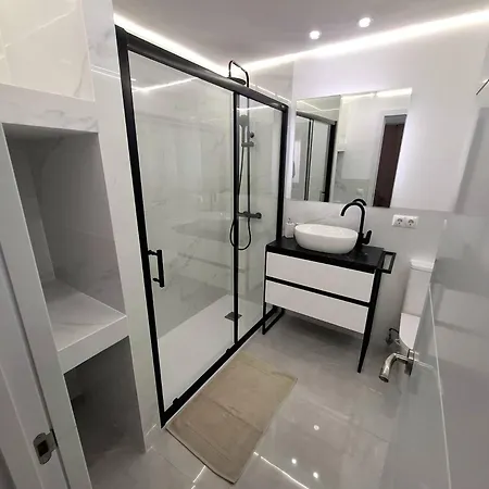 Happy Travel Renovated Duplex Appartamento *