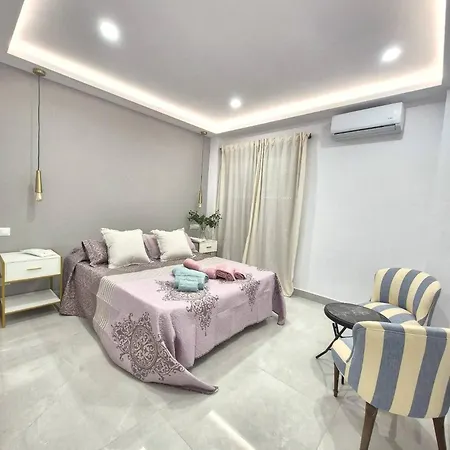 Happy Travel Renovated Duplex Lejlighed *