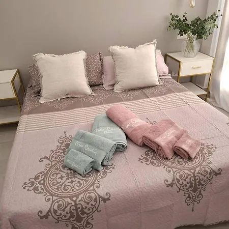 Happy Travel Renovated Duplex Lejlighed *