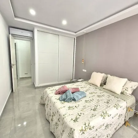 Happy Travel Renovated Duplex Appartamento *