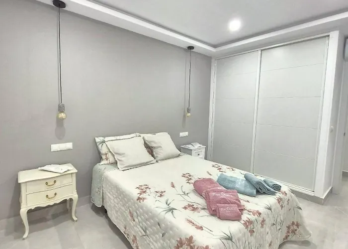 Happy Travel Renovated Duplex Appartamento