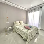 Happy Travel Renovated Duplex