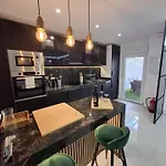 Happy Travel Renovated Duplex * Marbella