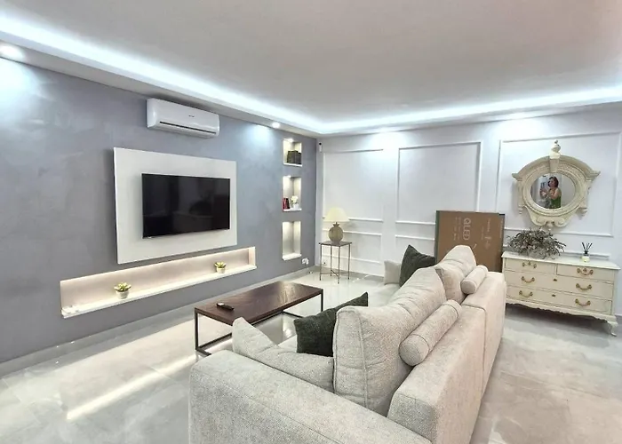 Happy Travel Renovated Duplex